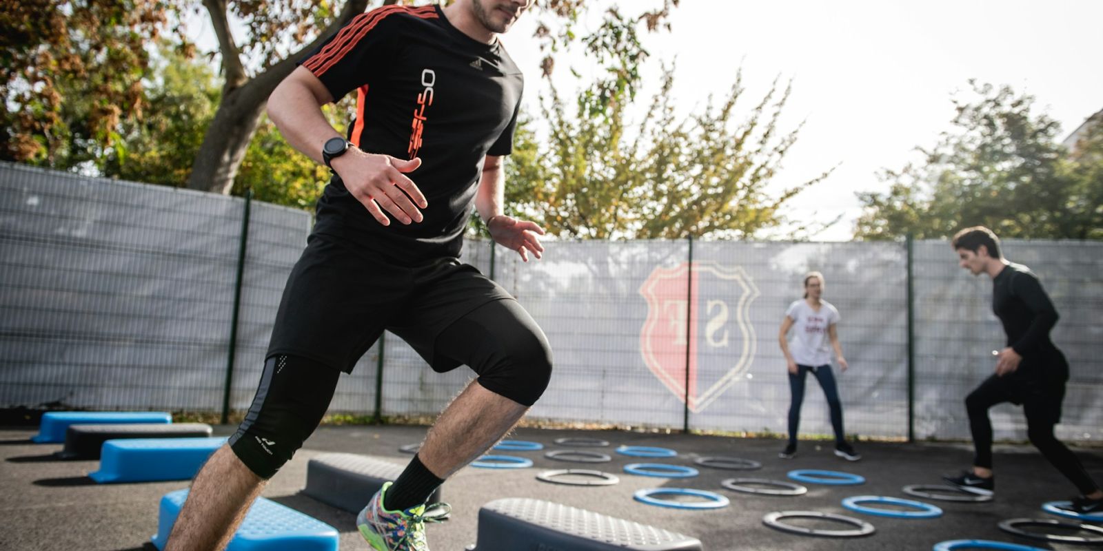 Sportschool of Bootcamp Groep: Wat past het beste bij jou?
